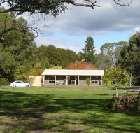Camawald Coonawarra Cottage BB - Accommodation Batemans Bay