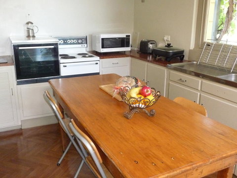 Country Bakehouse Accommodation - Accommodation Batemans Bay 5