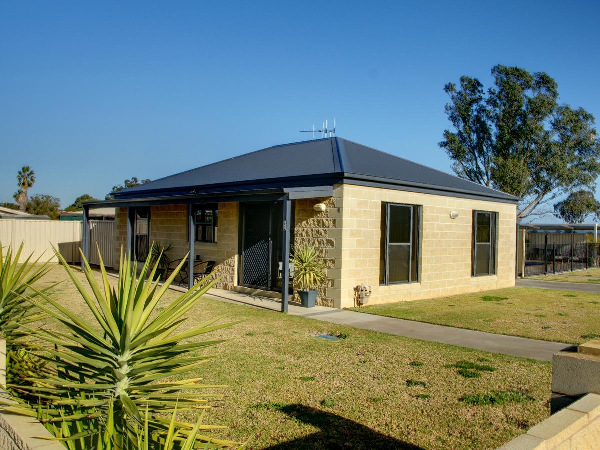 Ariah Park NSW Accommodation Batemans Bay