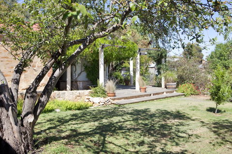 The Fruiterer's - Accommodation Batemans Bay 7