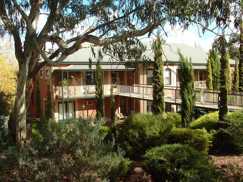 Clare Country Club - Accommodation Batemans Bay 2