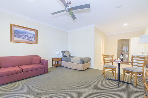 Clare Country Club - Accommodation Batemans Bay 10
