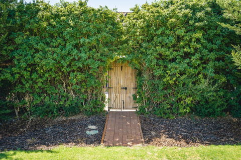 Mick O\'Sheas - Accommodation Batemans Bay 32