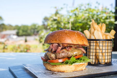 Mick O\'Sheas - Accommodation Batemans Bay 42