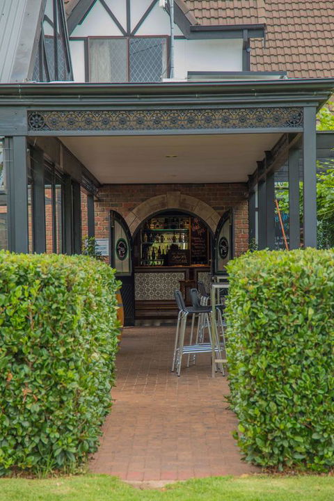 Mick O\'Sheas - Accommodation Batemans Bay 40