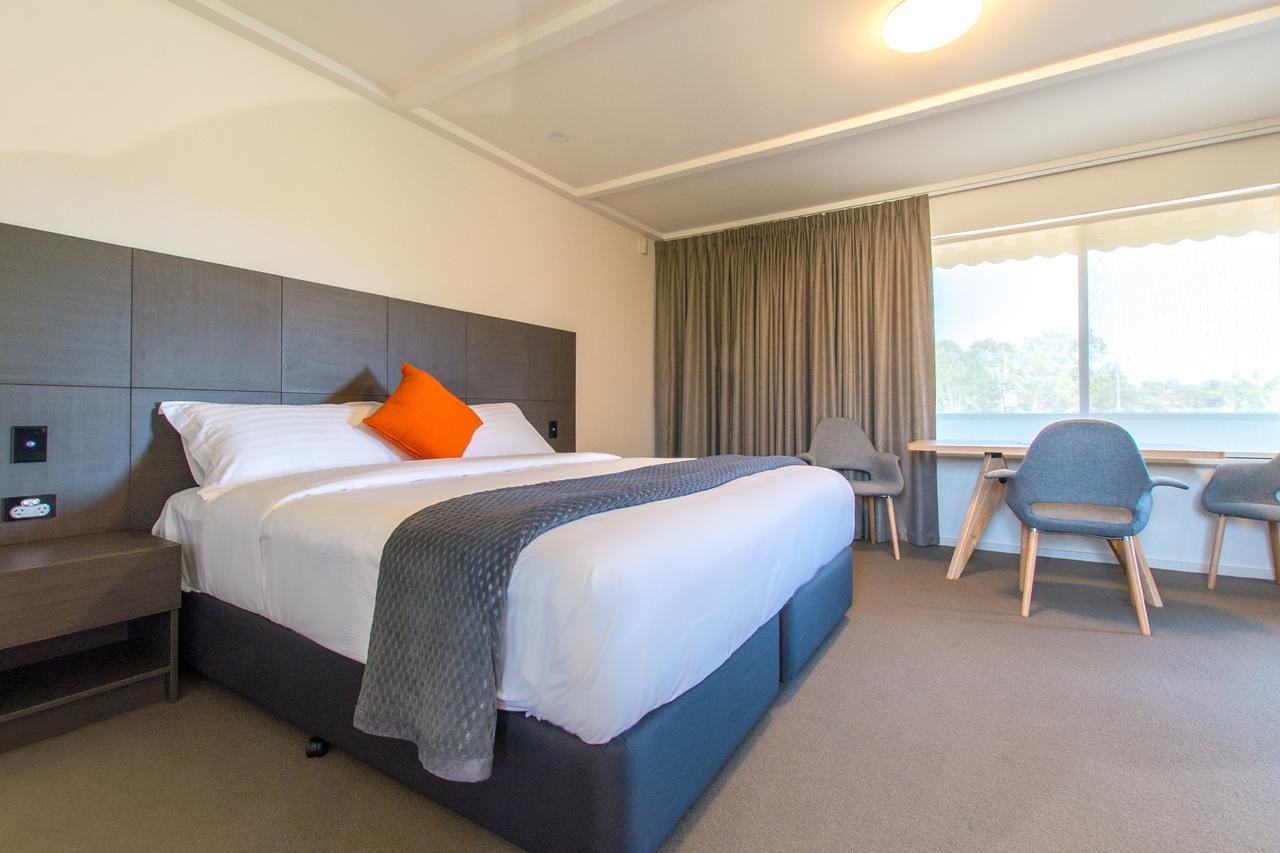 Hackham SA Accommodation Batemans Bay