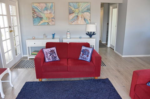 Beach Life Retreat - Accommodation Batemans Bay 0