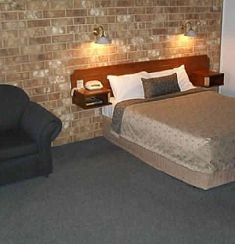 Clare Central - Accommodation Batemans Bay 21
