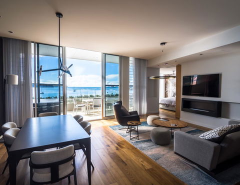 Penthouse On The Promenade - Accommodation Batemans Bay 0