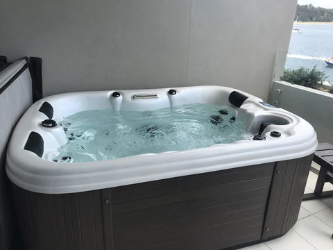 Penthouse On The Promenade - Accommodation Batemans Bay 12
