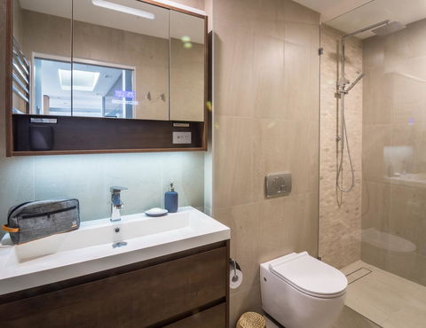 Penthouse On The Promenade - Accommodation Batemans Bay 11