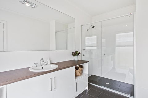 Sea View At Silver Sands - C21 SouthCoast Holidays - Accommodation Batemans Bay 12