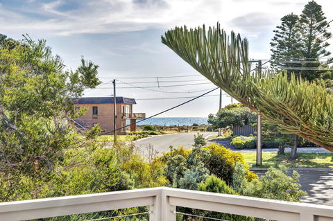 Sea View At Silver Sands - C21 SouthCoast Holidays - Accommodation Batemans Bay 5