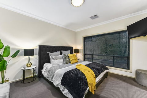 Accommodation On Lansell 2 - Accommodation Batemans Bay 1