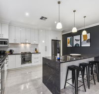 Accommodation on Lansell 2 - Accommodation Batemans Bay