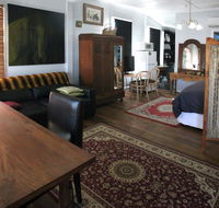 Wallace Lodge - Accommodation Batemans Bay