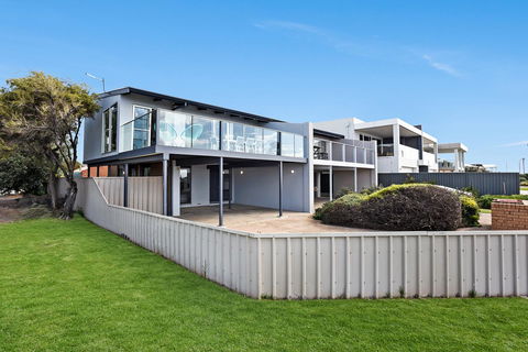 Sorrento - Aldinga Beach - Accommodation Batemans Bay 5