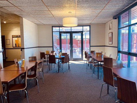 Opal Inn Hotel, Motel, Caravan Park - Accommodation Batemans Bay 27