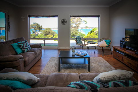 Waterfront On Osprey - Accommodation Batemans Bay 2