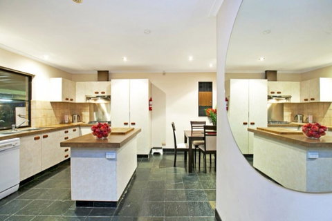 The Palms - Accommodation Batemans Bay 14
