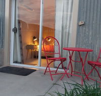 Desert Gum Retreat Gough St - Accommodation Batemans Bay