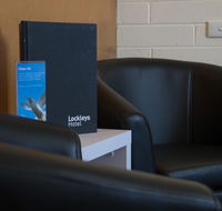 Lockleys Hotel - Accommodation Batemans Bay
