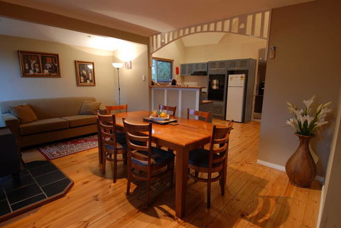 A Secret Treasure - Accommodation Batemans Bay 4