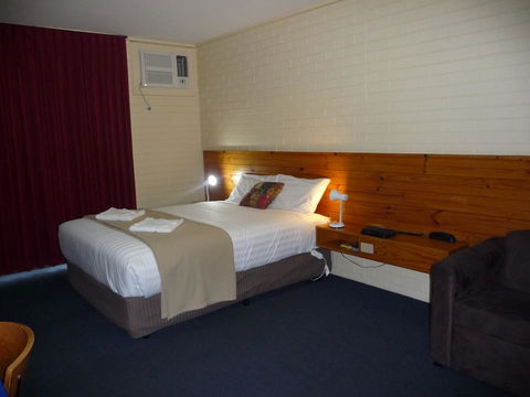 The Wine Vine Hotel - Accommodation Batemans Bay 5