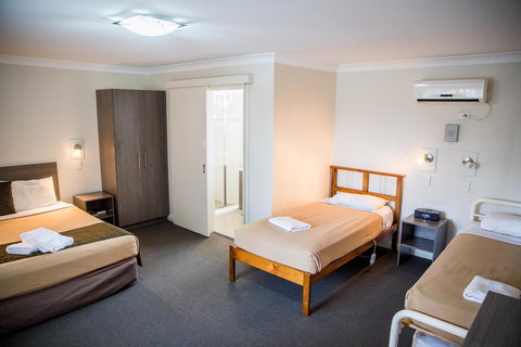 Lilac City Motor Inn & Steakhouse - Accommodation Batemans Bay 21