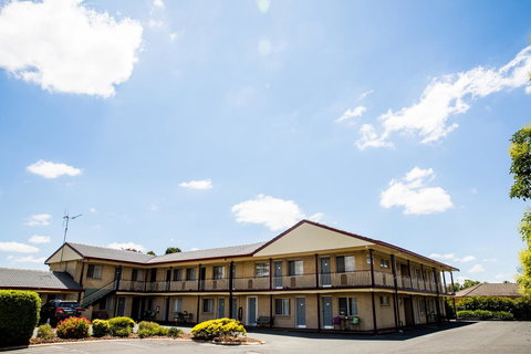 Lilac City Motor Inn & Steakhouse - Accommodation Batemans Bay 0