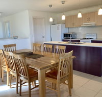 Bayview Beach House Apartment No 1 - Accommodation Batemans Bay