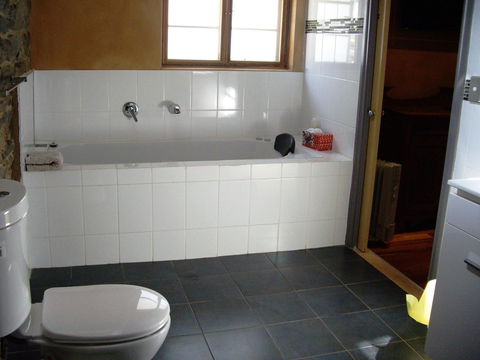 1860 Wine Country Cottages - Accommodation Batemans Bay 18