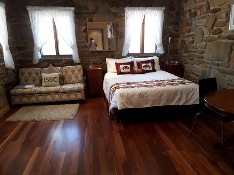 1860 Wine Country Cottages - Accommodation Batemans Bay 1