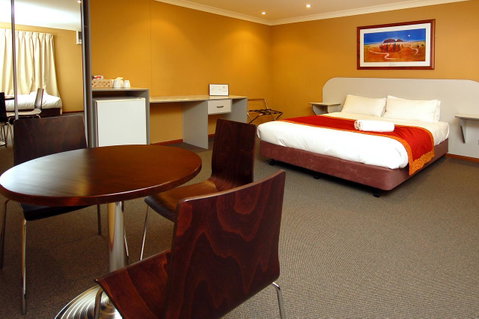 Victoria Hotel Strathalbyn - Accommodation Batemans Bay 3