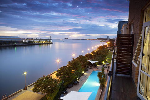 Rydges Newcastle - Accommodation Batemans Bay 0