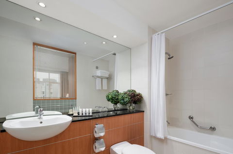 Rydges Newcastle - Accommodation Batemans Bay 14