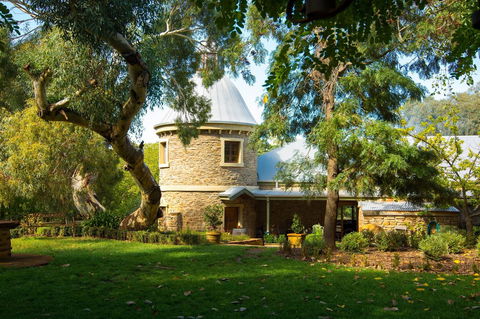 Grand Cru Estate Homestead - Accommodation Batemans Bay 11