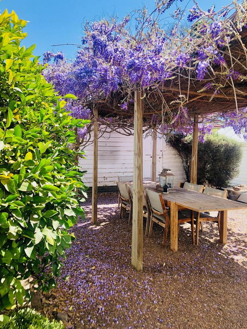 Belmore Cottage - Accommodation Batemans Bay 9