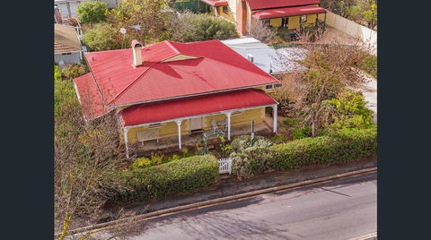 Treasured Memories Cottage - Accommodation Batemans Bay 12