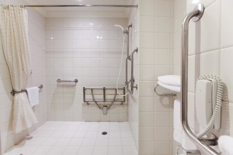 Duxton Hotel Perth - Accommodation Batemans Bay 4