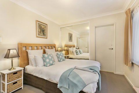 Perth Short Stays - Accommodation Batemans Bay 2