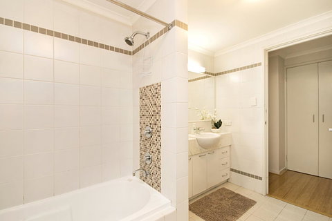 Perth Short Stays - Accommodation Batemans Bay 40