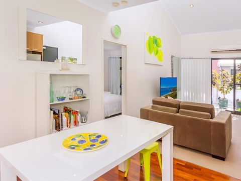 Home Apartment - Perth City Centre - Free WiFi - Accommodation Batemans Bay 6