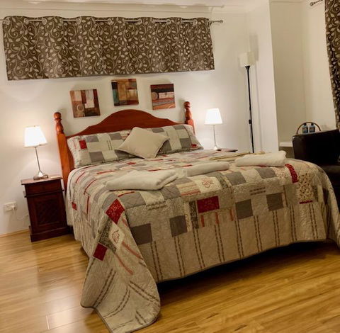 Ascot Comfort - Accommodation Batemans Bay 0