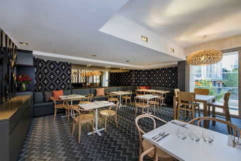 Oaks Perth Hotel - Accommodation Batemans Bay 42