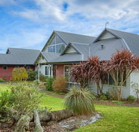 Glenelg on King Bed  Breakfast - Accommodation Batemans Bay