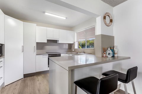 Laman Lodge, Unit 2, 15 Laman Street - Accommodation Batemans Bay 6