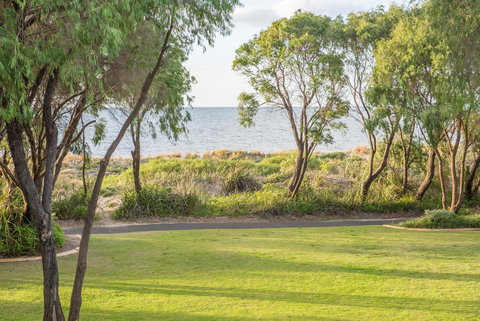 Cape View Beach Resort - Accommodation Batemans Bay 13