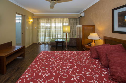 The Continental Hotel - Accommodation Batemans Bay 32