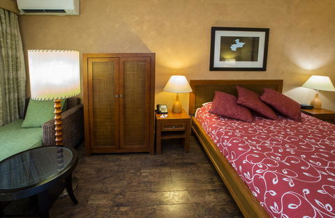 The Continental Hotel - Accommodation Batemans Bay 17